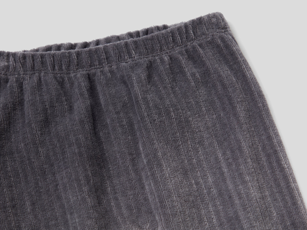 Pantaloni in ciniglia con animaletto