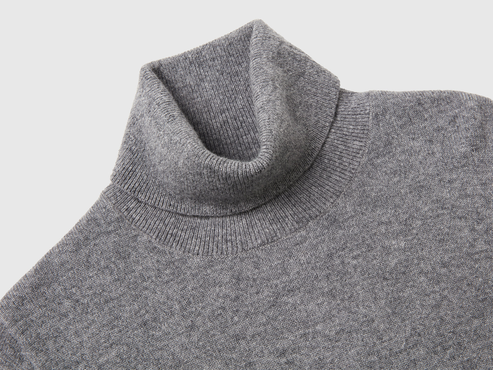 Dolcevita in puro cashmere da donna grigio scuro 3 | Benetton Outlet