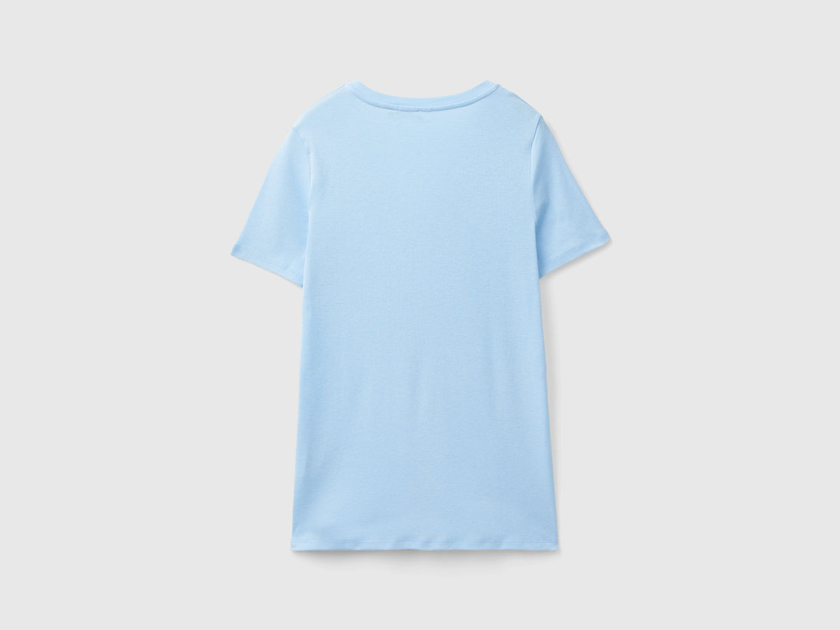 T-shirt in puro cotone con scollo a V