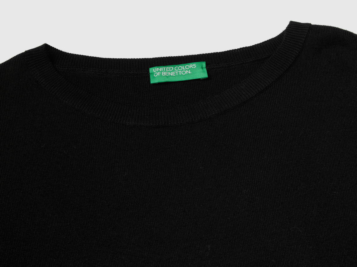Maglia in cotone con scollo rotondo