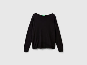 Maglia con scollo a barchetta