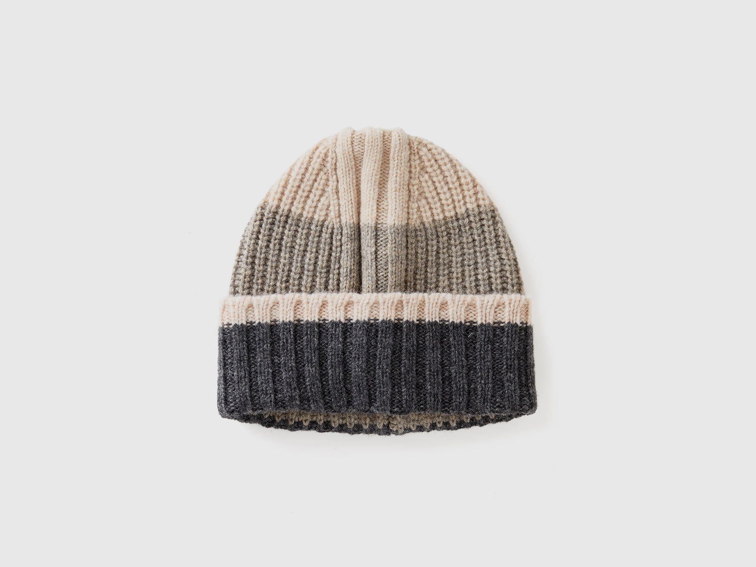 Cappello a righe in pura lana Shetland da uomo multi-color | Benetton Outlet