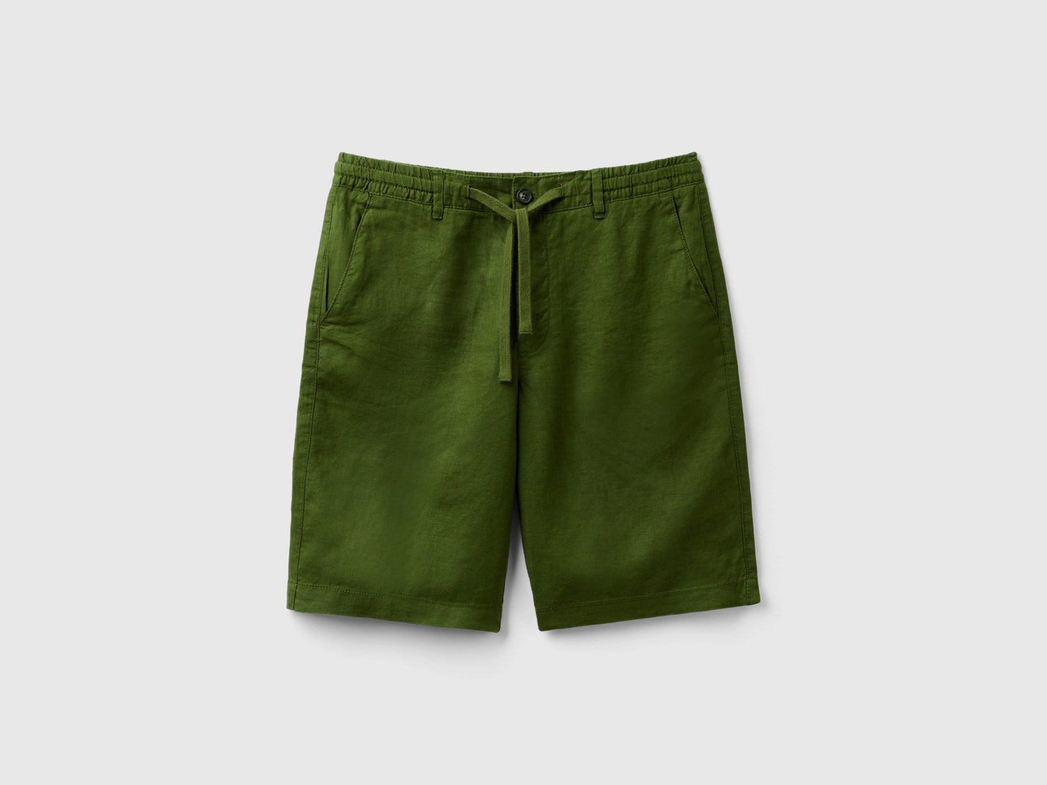 Bermuda in 100% lino da uomo verde militare | Benetton Outlet