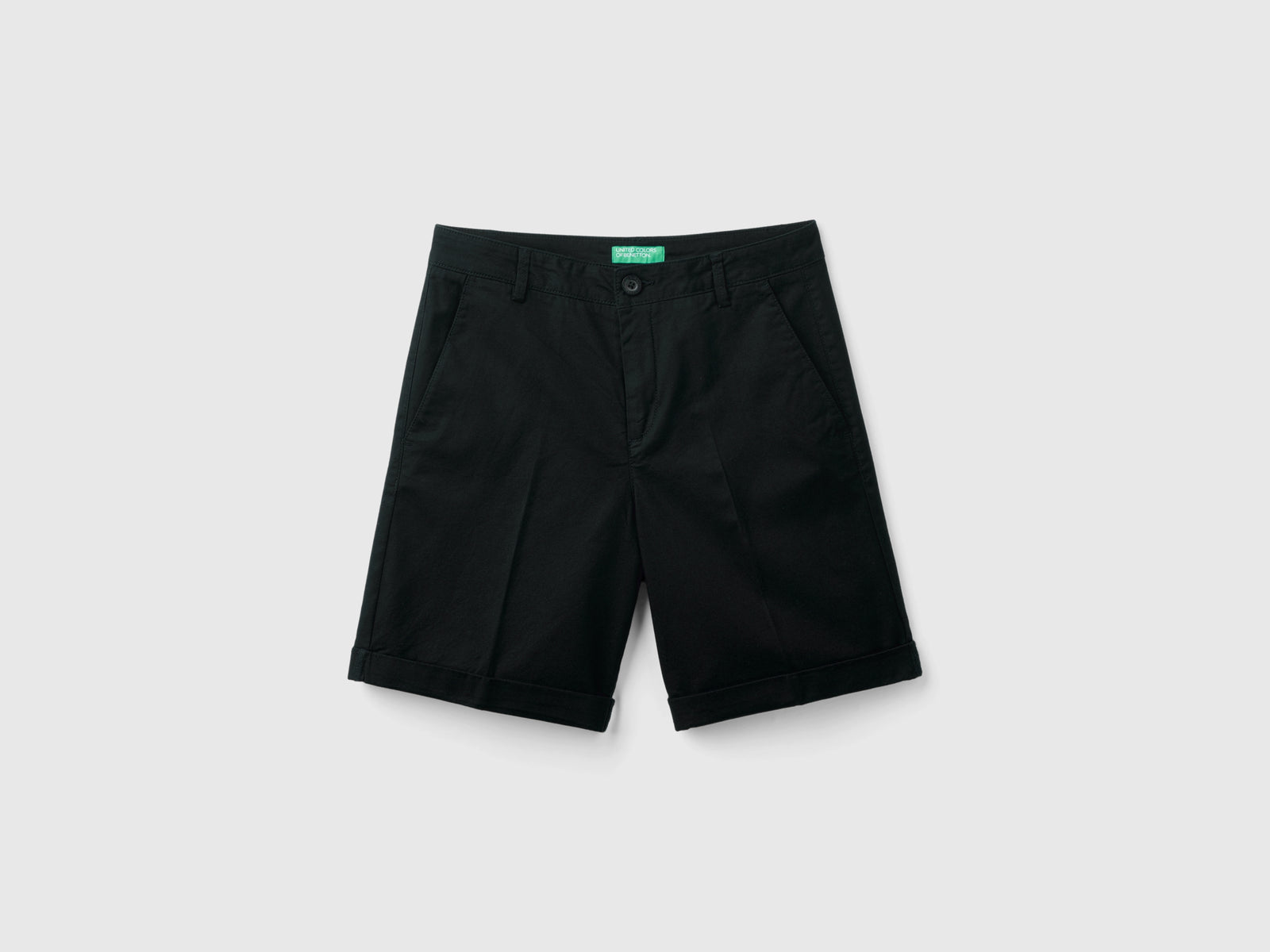 Bermuda in cotone elasticizzato da donna nero | Benetton Outlet