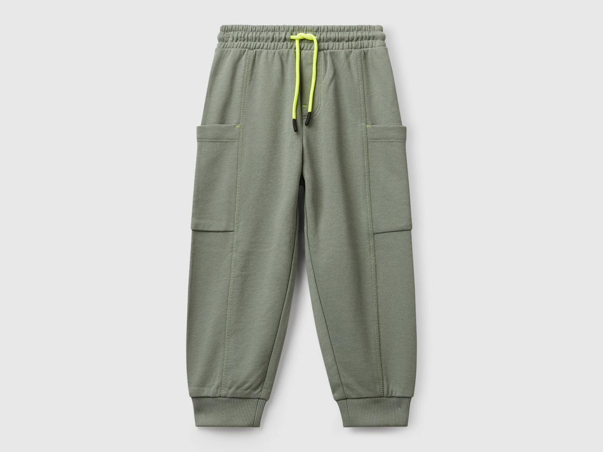 Pantaloni cargo in felpa