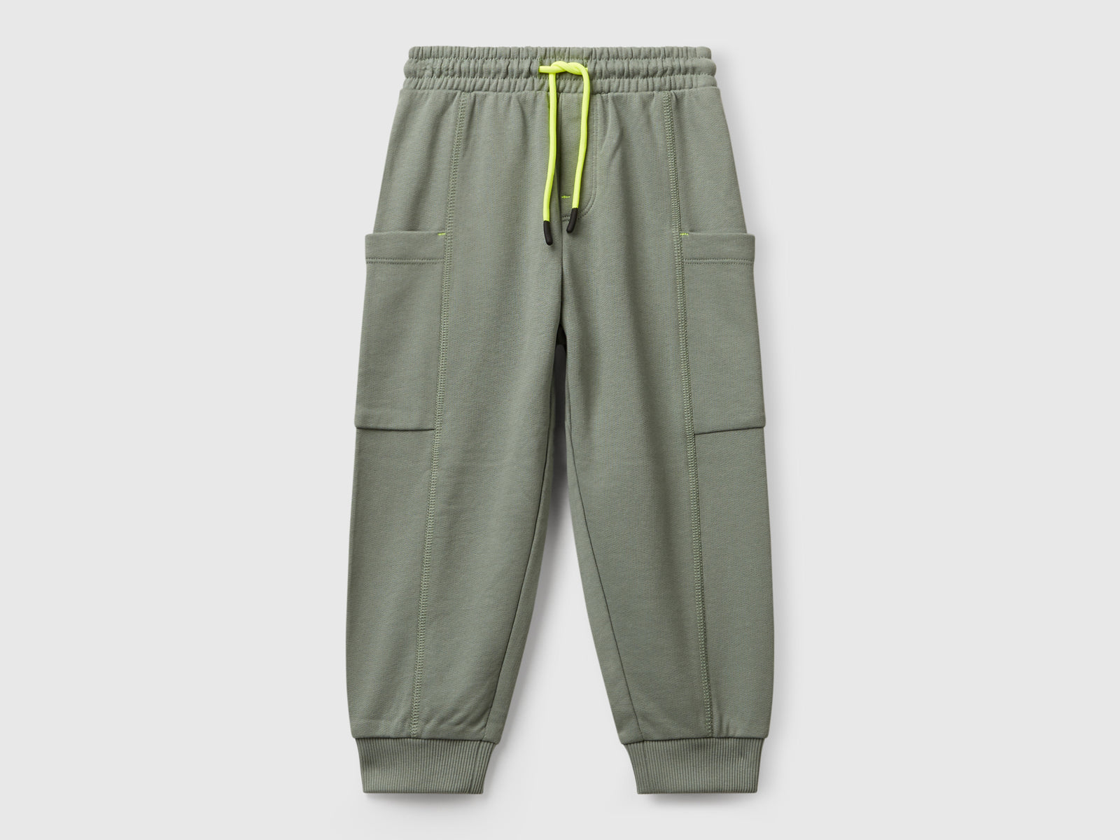 Pantaloni cargo in felpa da bimbo verde militare | Benetton Outlet