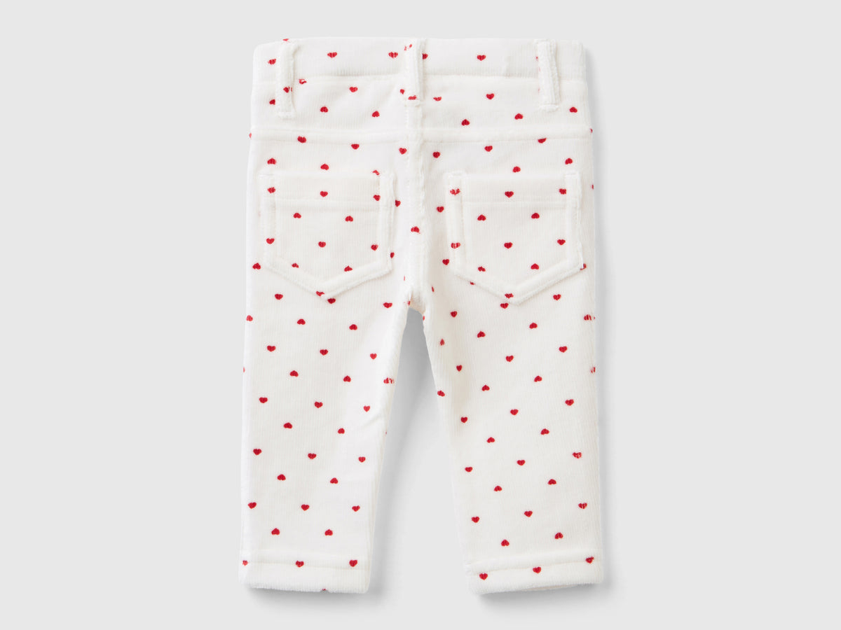 Pantaloni con stampa cuori in ciniglia