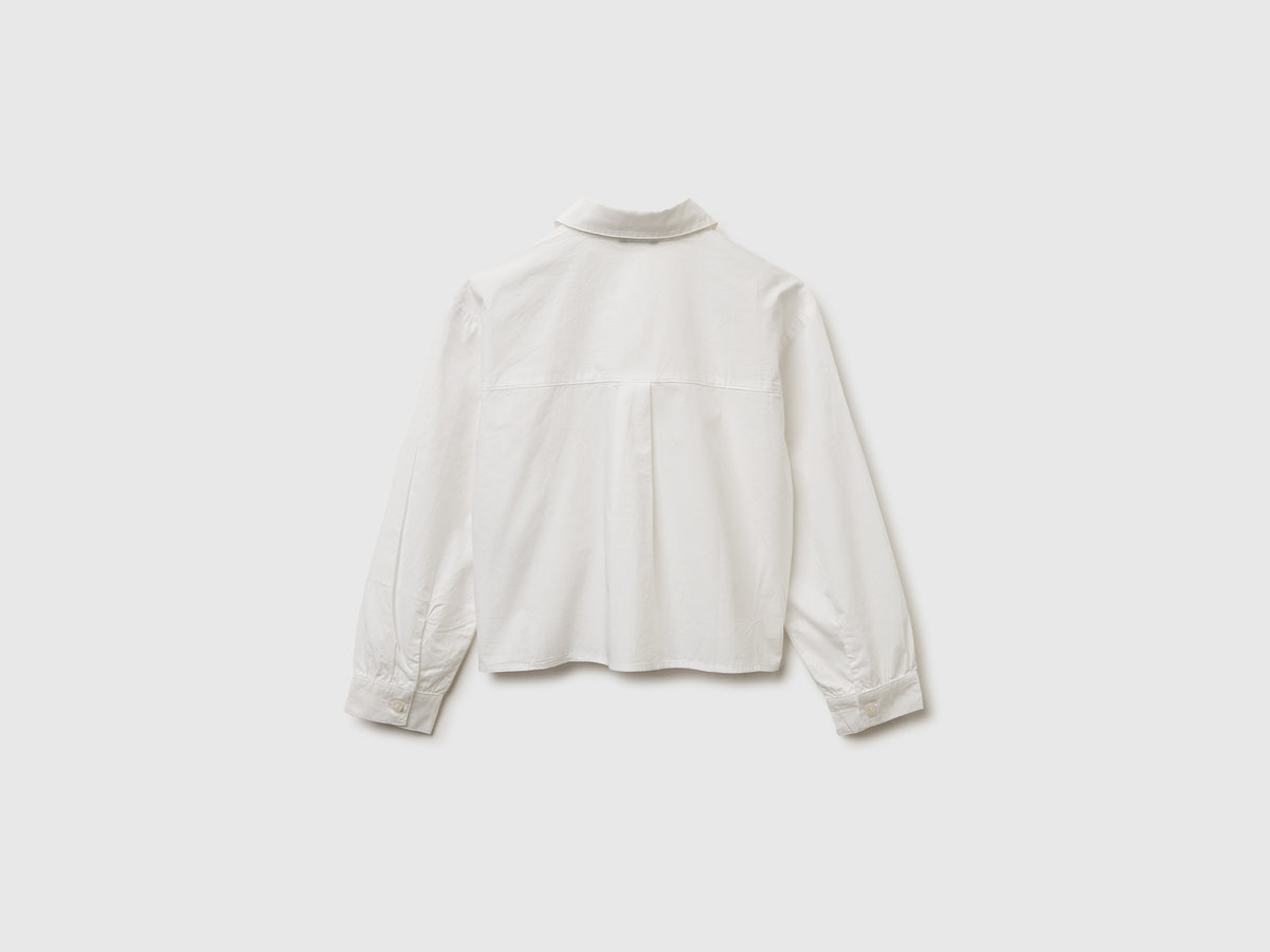 Camicia con applicazioni effetto gioiello