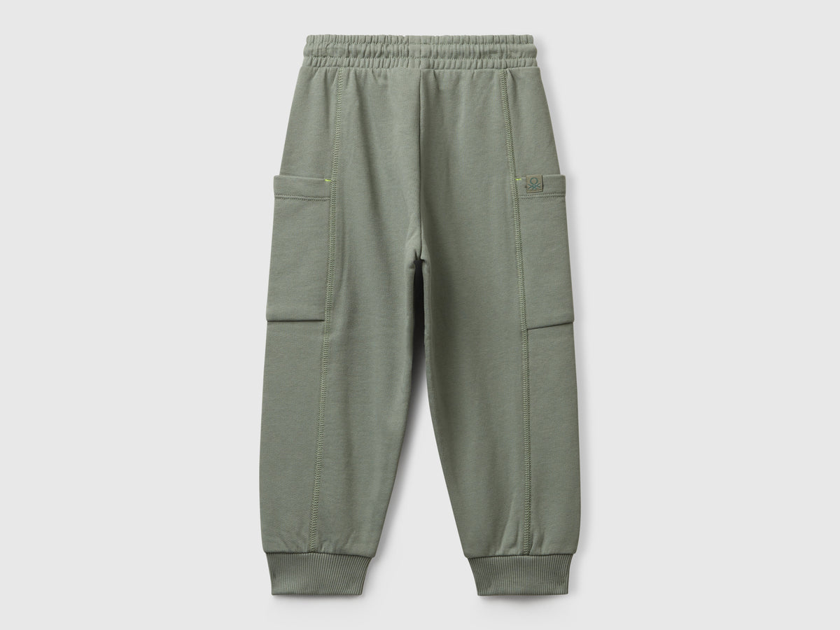 Pantaloni cargo in felpa