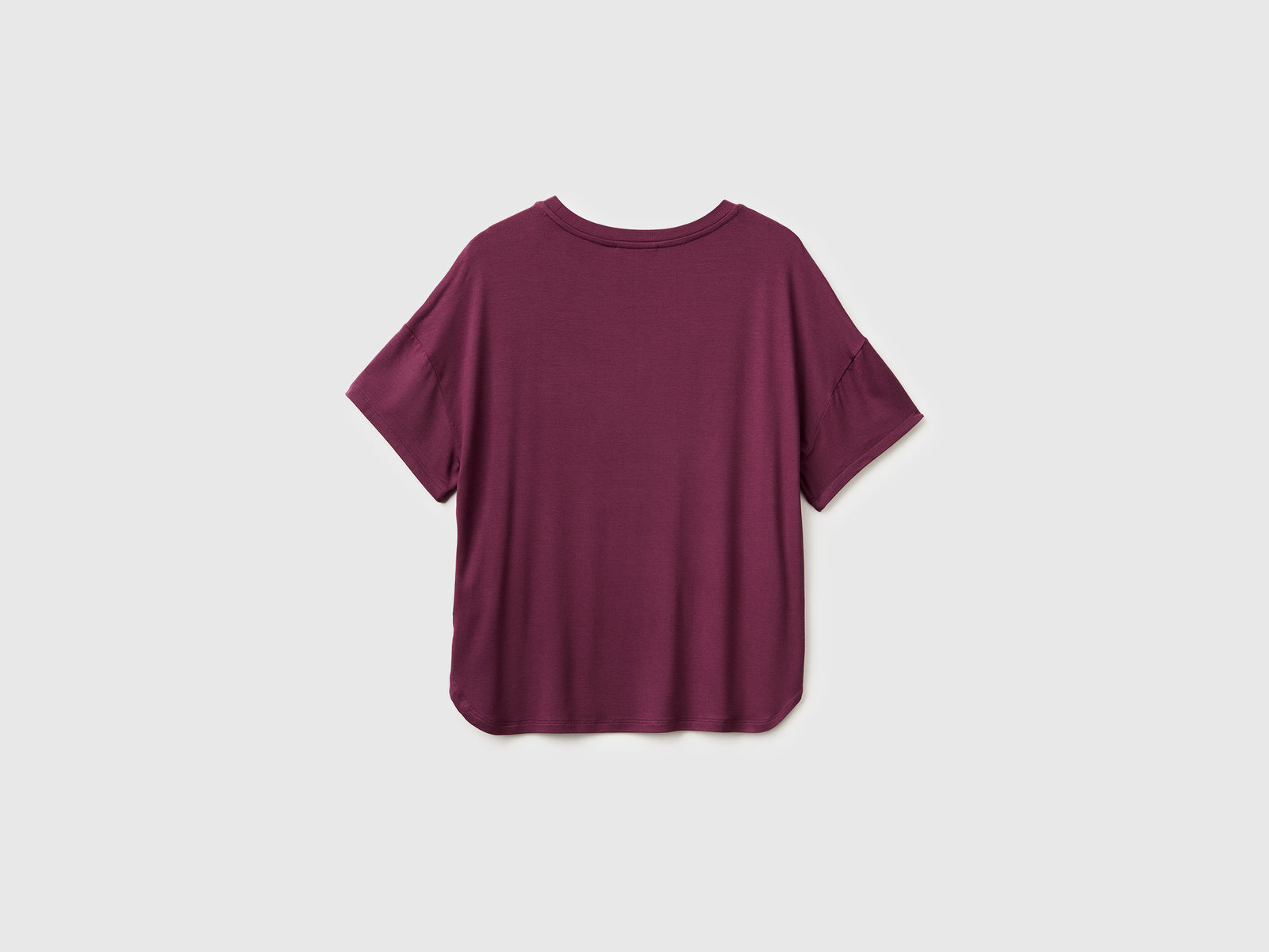 T-shirt slim fit in viscosa stretch da donna prugna 2 | Benetton Outlet