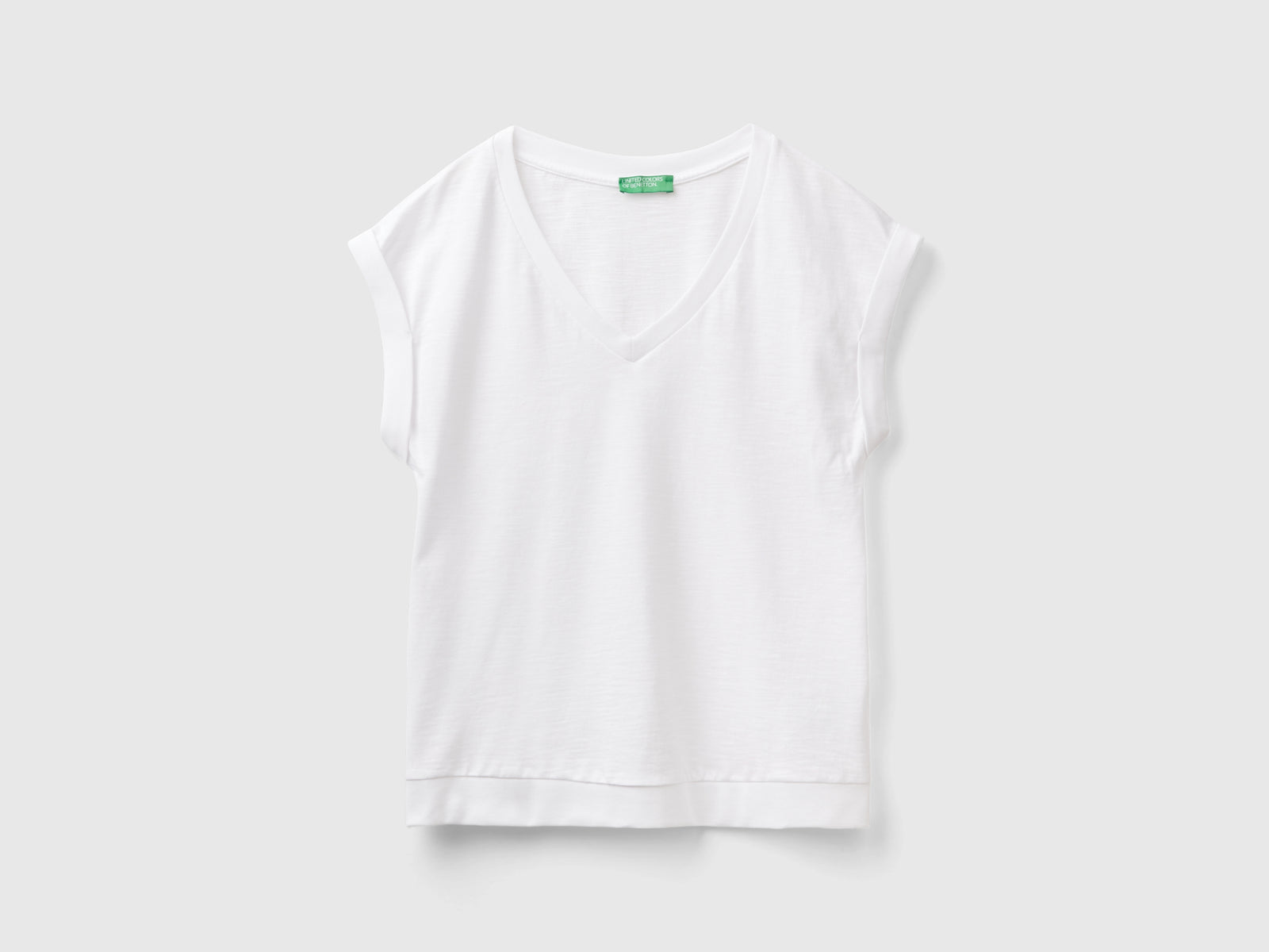 T-shirt con scollo a V da donna bianco | Benetton Outlet