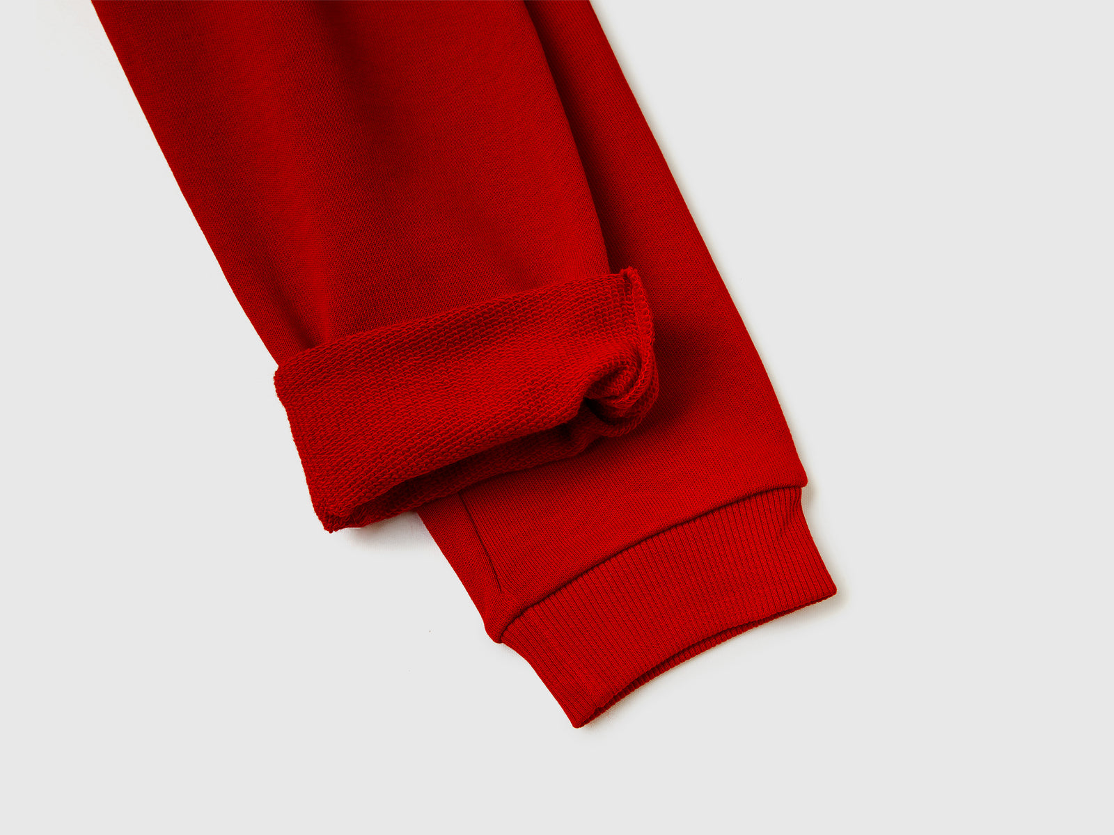 Joggers in felpa regular fit da bimbo rosso 2 | Benetton Outlet