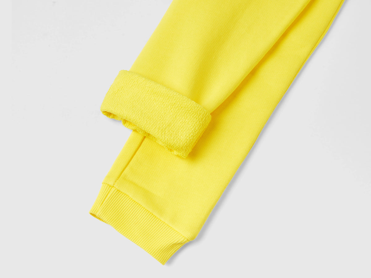 Pantaloni in felpa con taschino