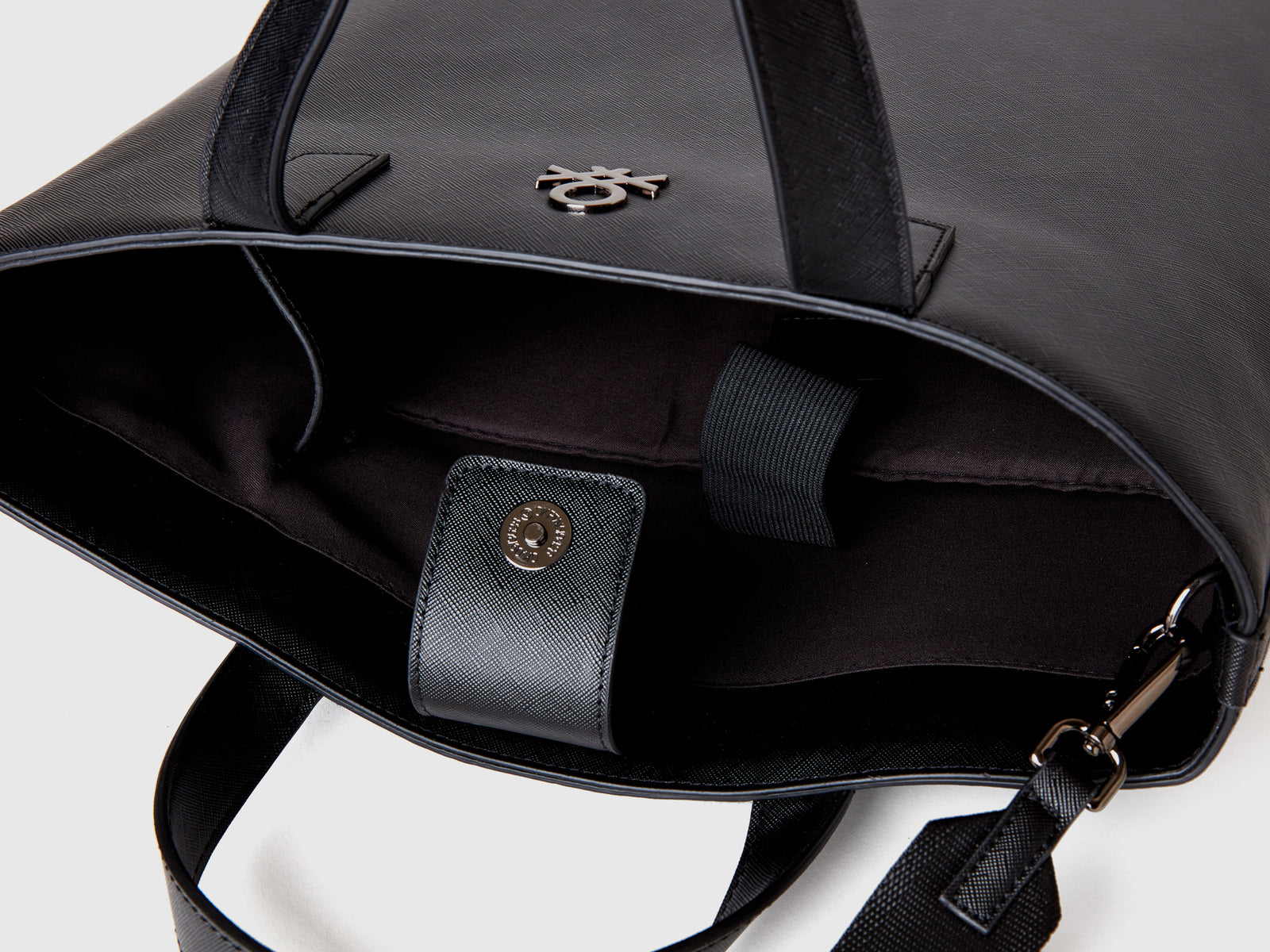 Shopping bag in tessuto spalmato da uomo nero 3 | Benetton Outlet