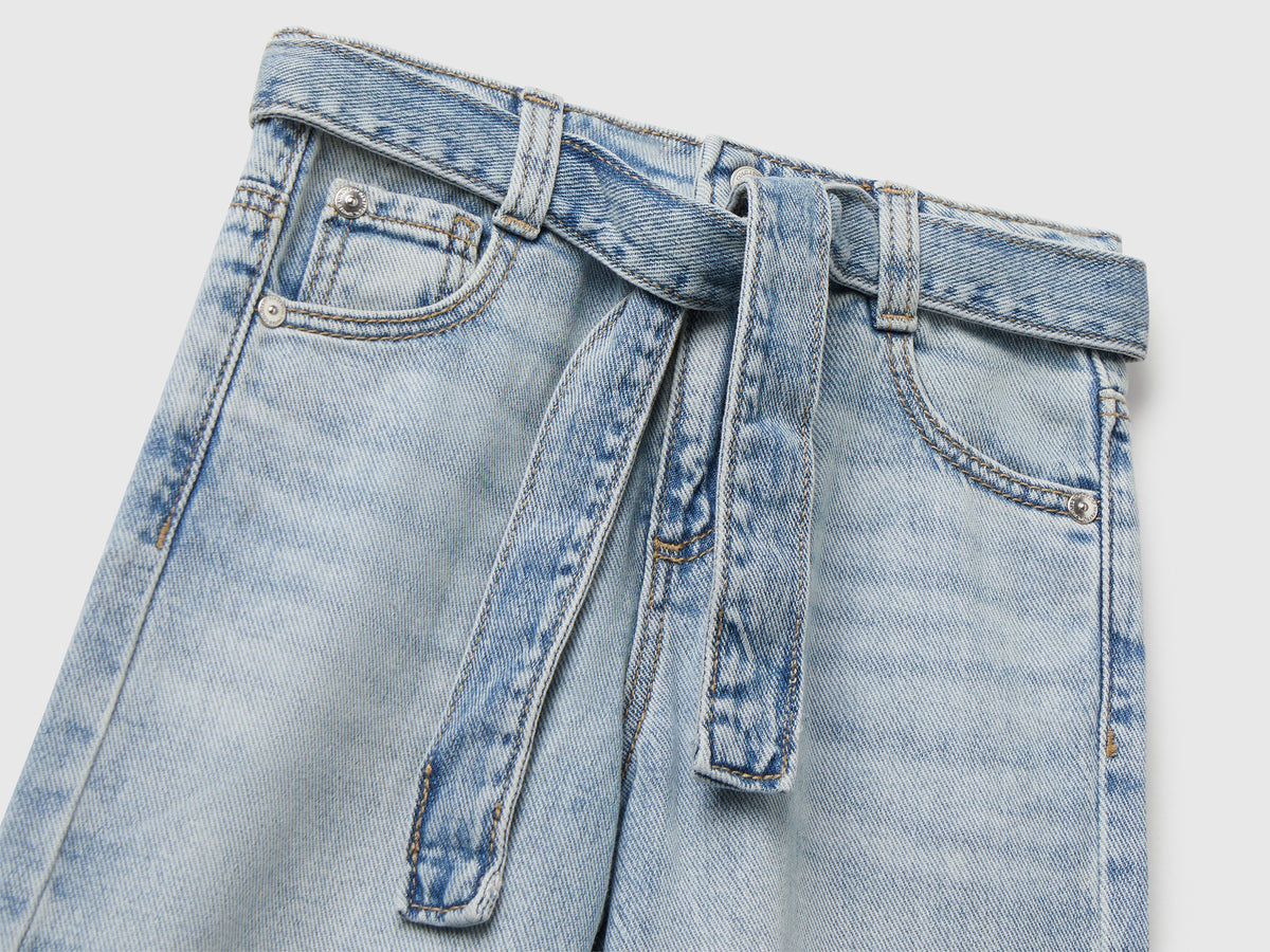 Jeans wide fit con fusciacca