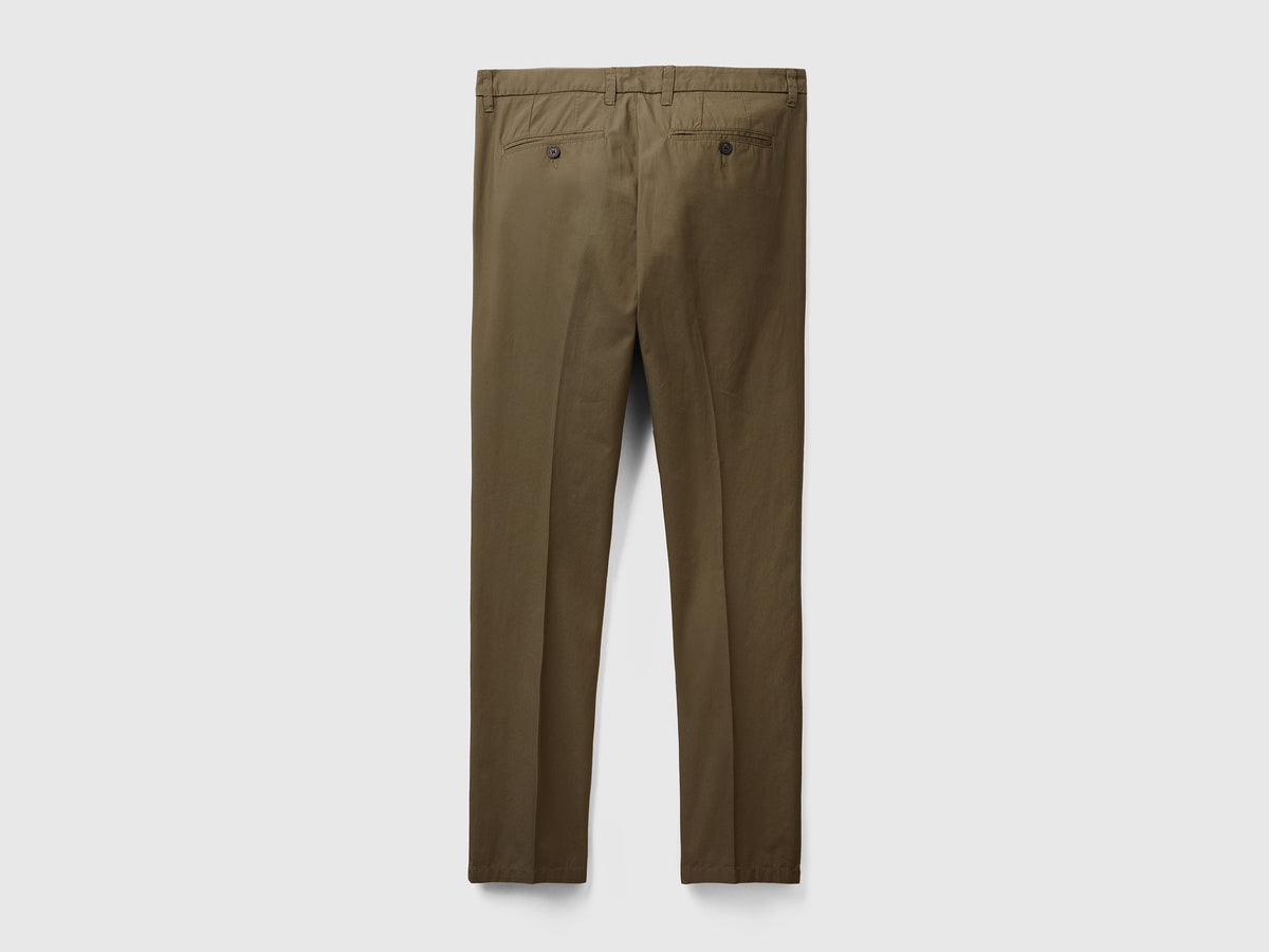 Chino slim fit in cotone leggero