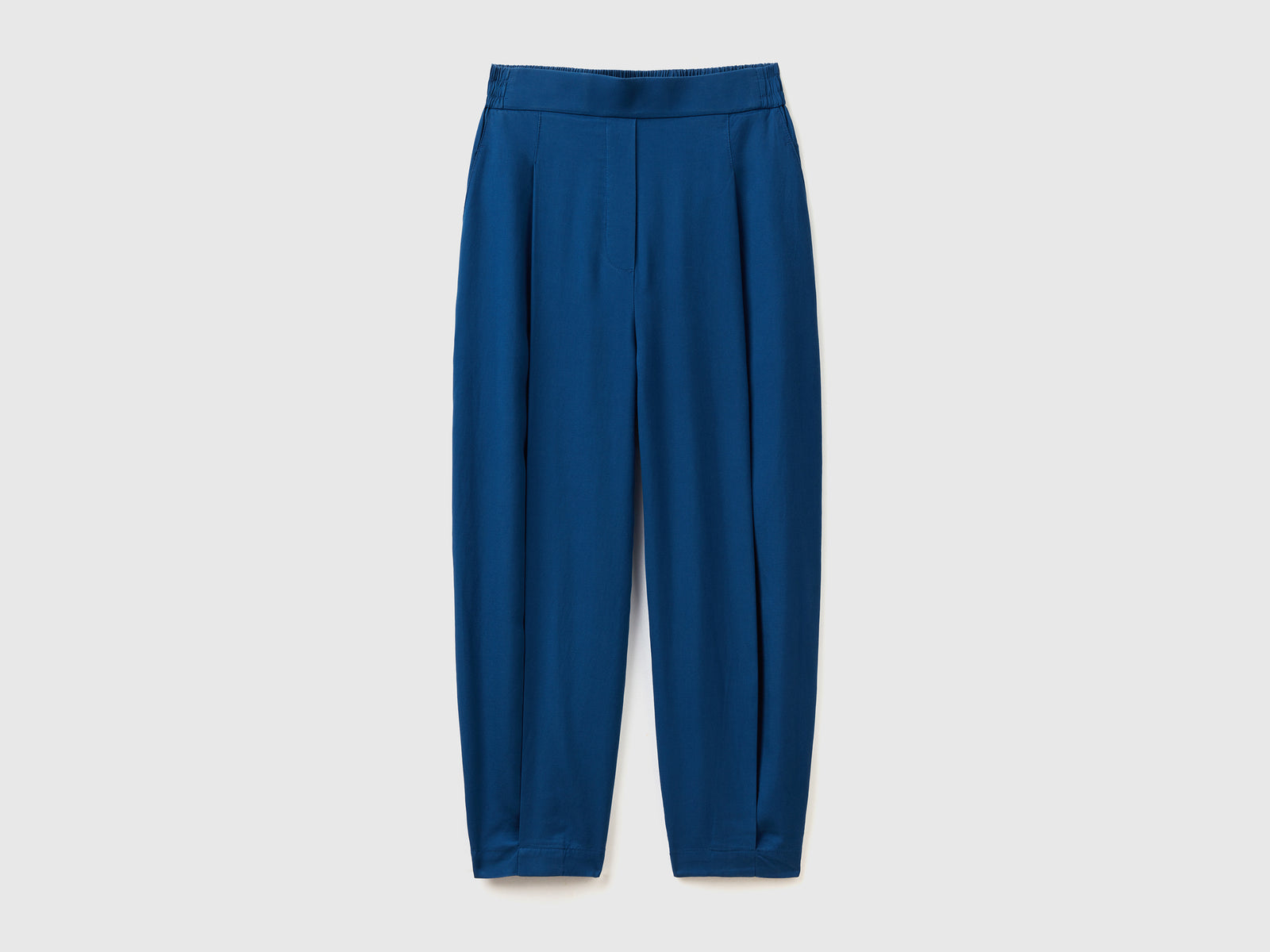 Pantaloni lunghi cropped in tessuto fluido da donna blu scuro | Benetton Outlet