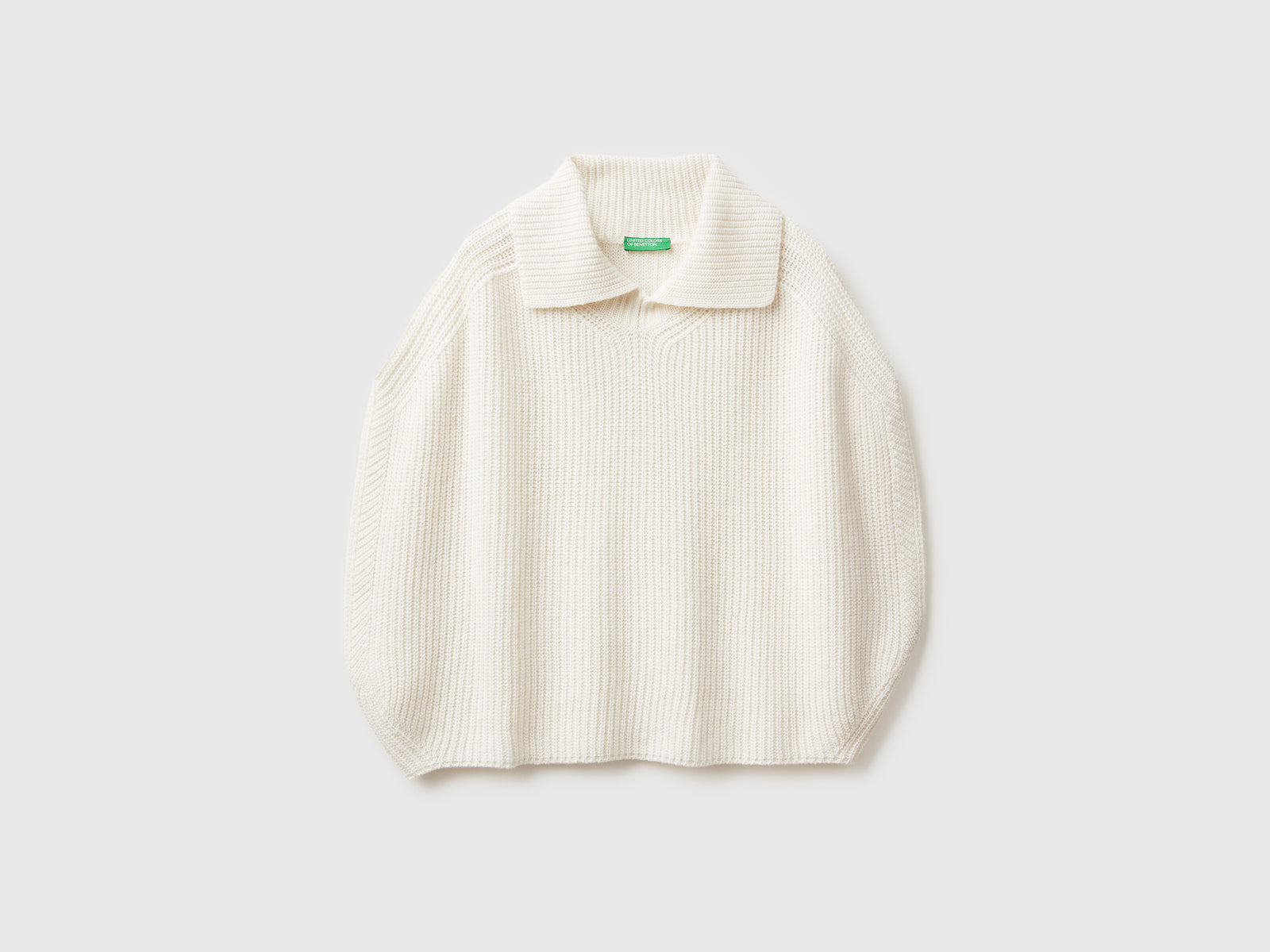 Mantella con collo alto da donna bianco panna | Benetton Outlet
