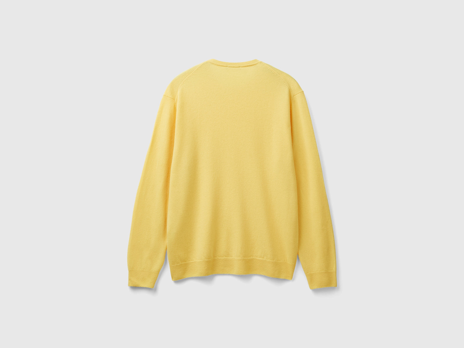 Maglia girocollo in pura lana Merino da uomo giallo 2 | Benetton Outlet