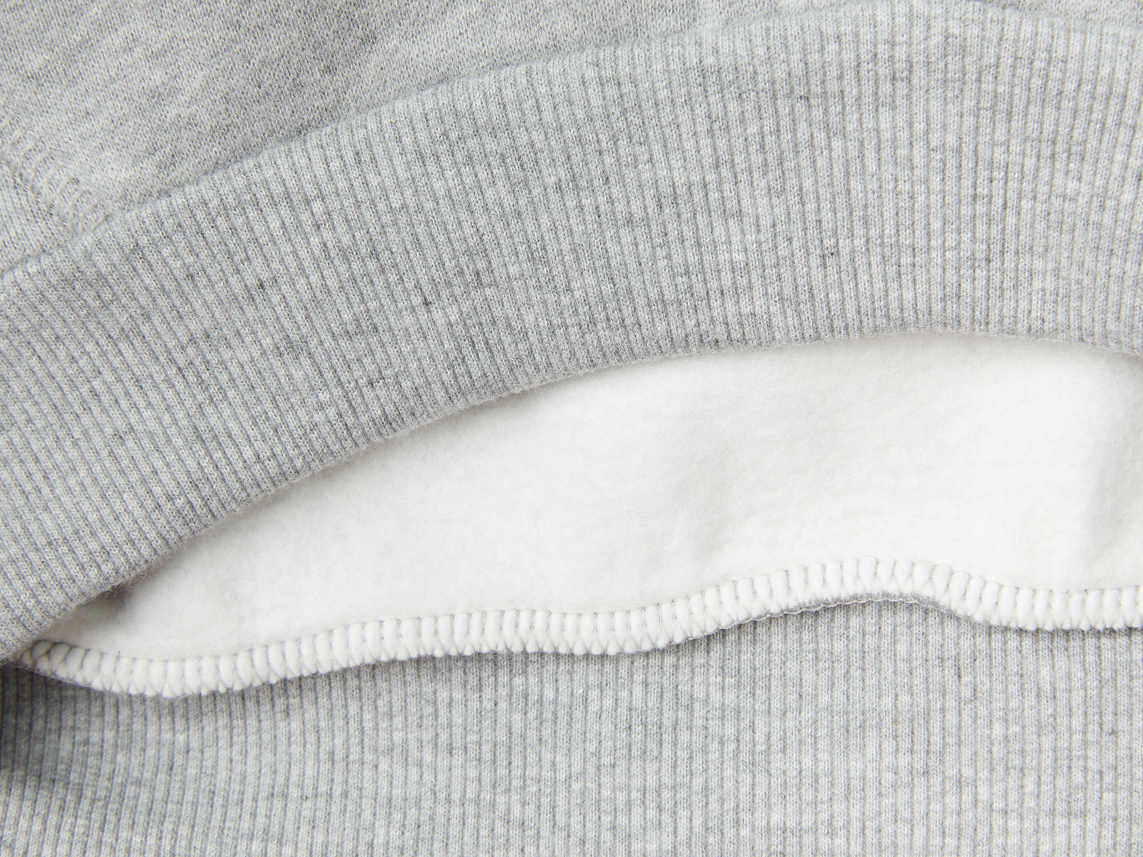 Calda felpa con tasca a marsupio da bimbo grigio 2 | Benetton Outlet