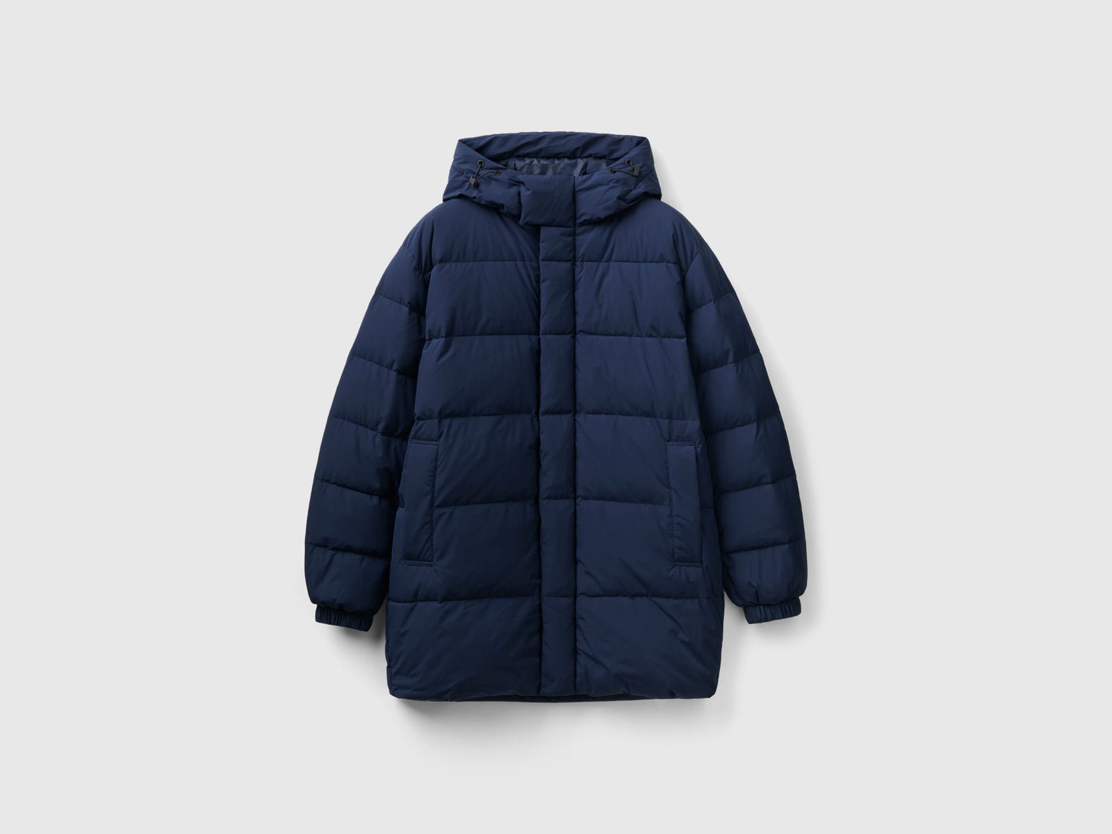 Piumino lungo imbottito con piuma riciclata da uomo blu scuro | Benetton Outlet