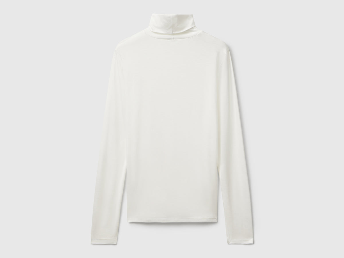 T-shirt lupetto in viscosa stretch