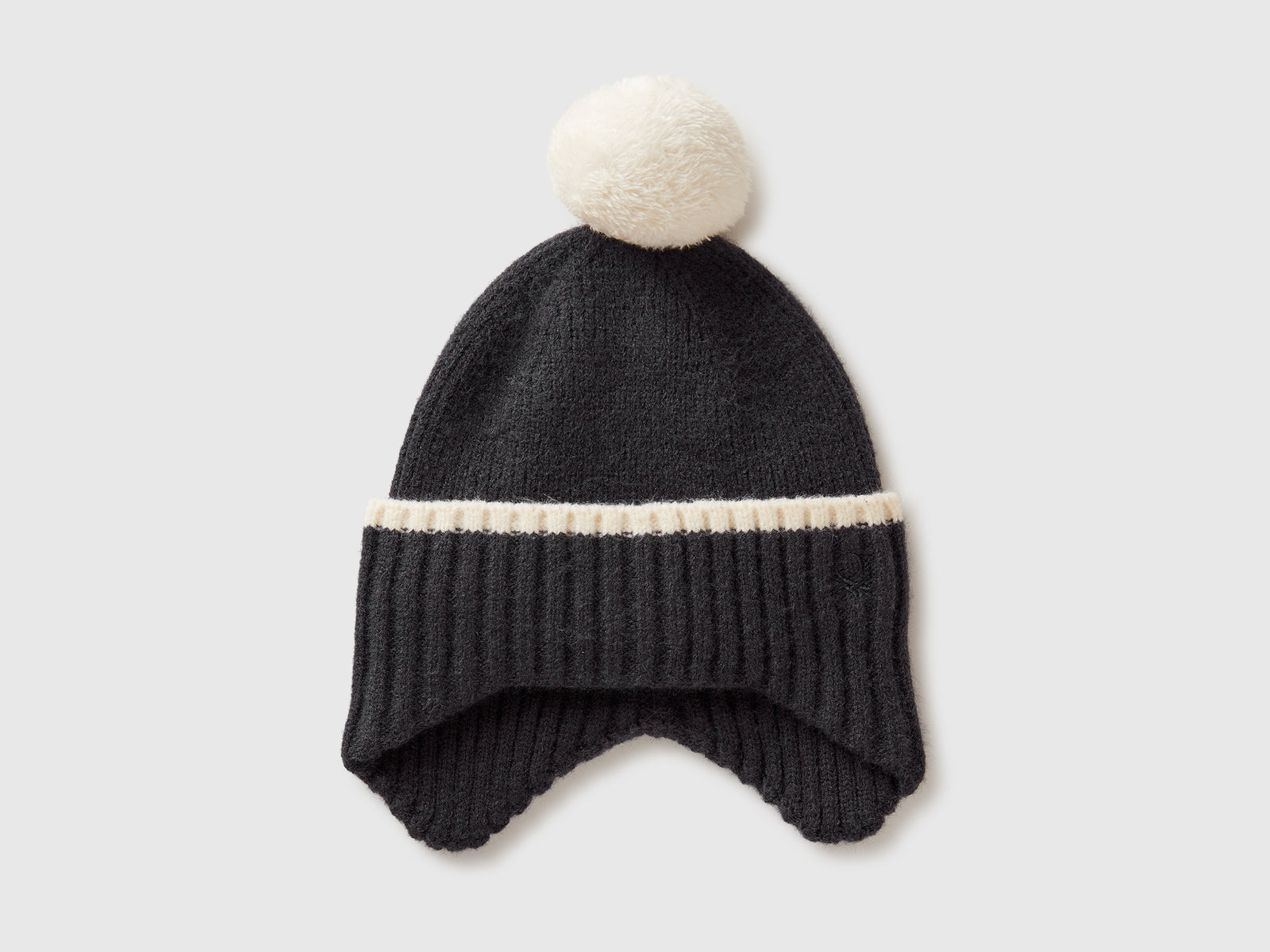 Cappello con paraorecchie e pom pom da bimbo avio | Benetton Outlet