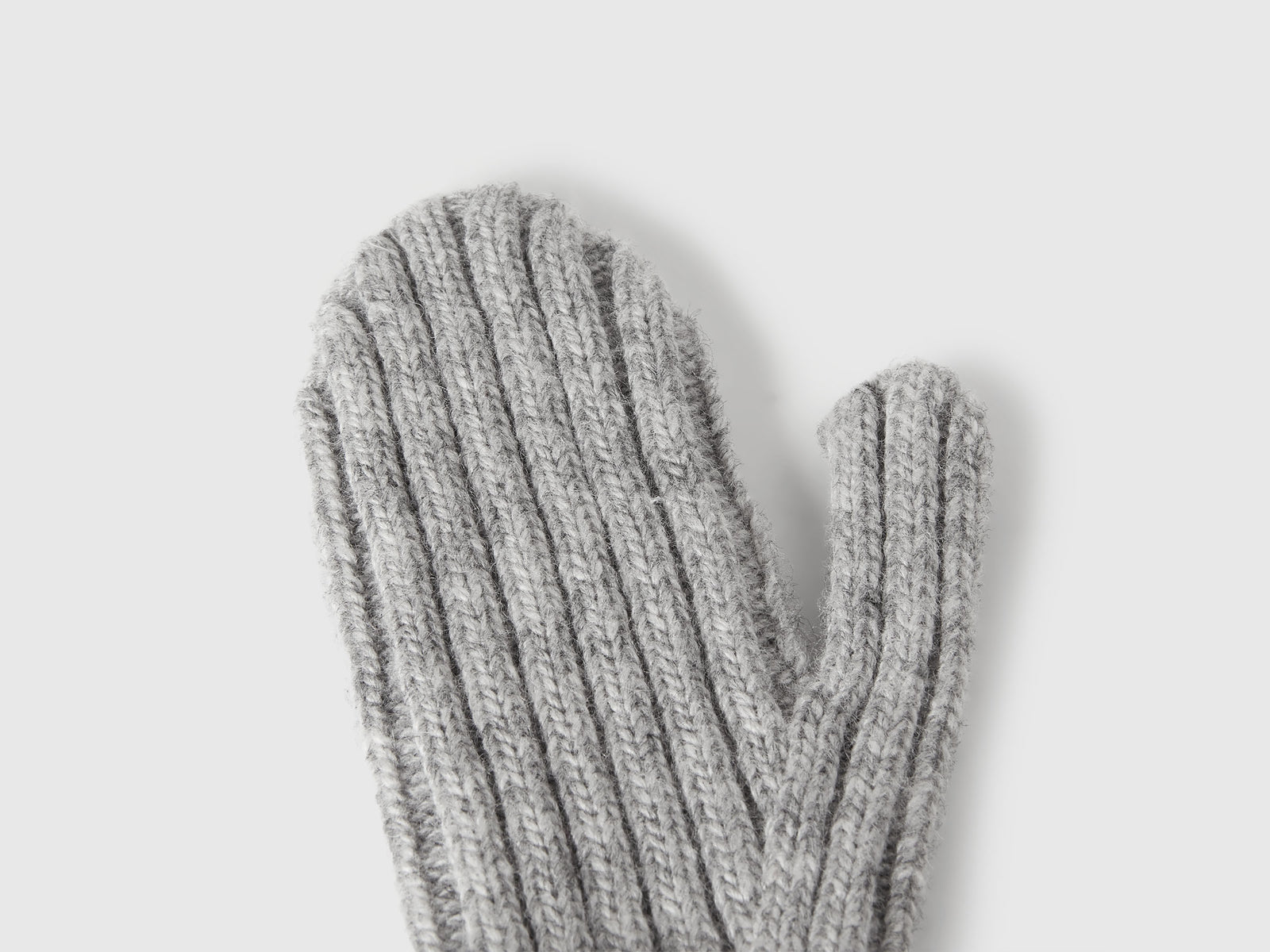 Muffole in misto lana da bimbo grigio chiaro 2 | Benetton Outlet