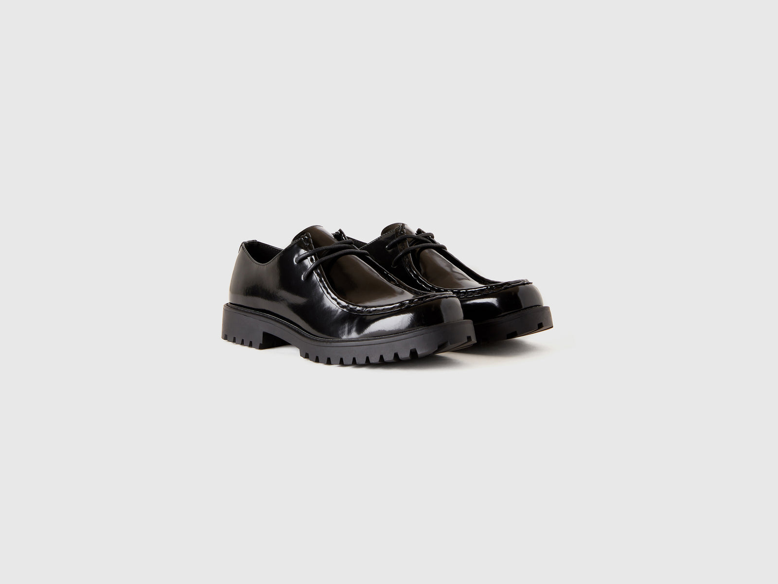 Mocassini effetto vernice da uomo nero 3 | Benetton Outlet