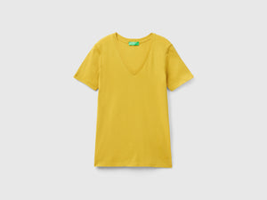 T-shirt in puro cotone con scollo a V