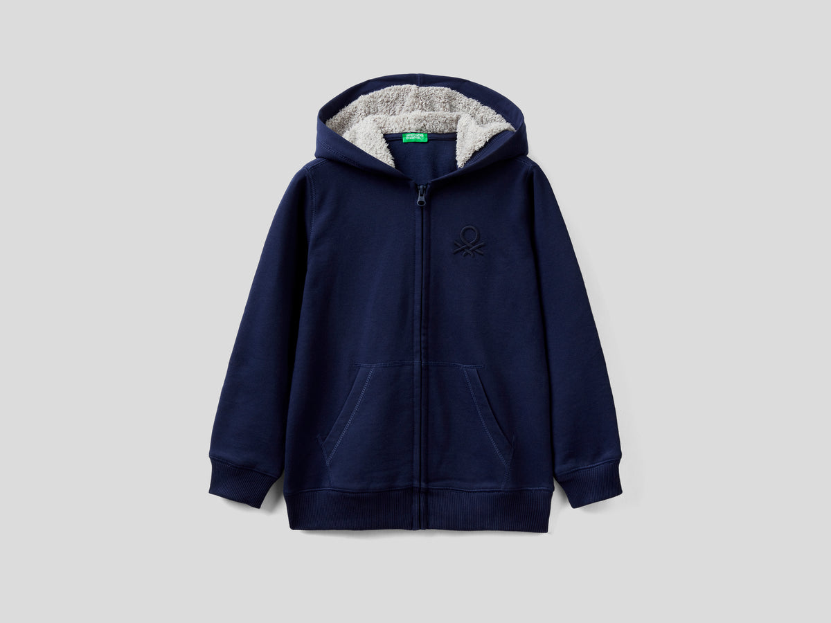 Calda felpa con zip e cappuccio