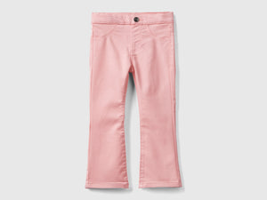 Pantaloni elasticizzati a zampa