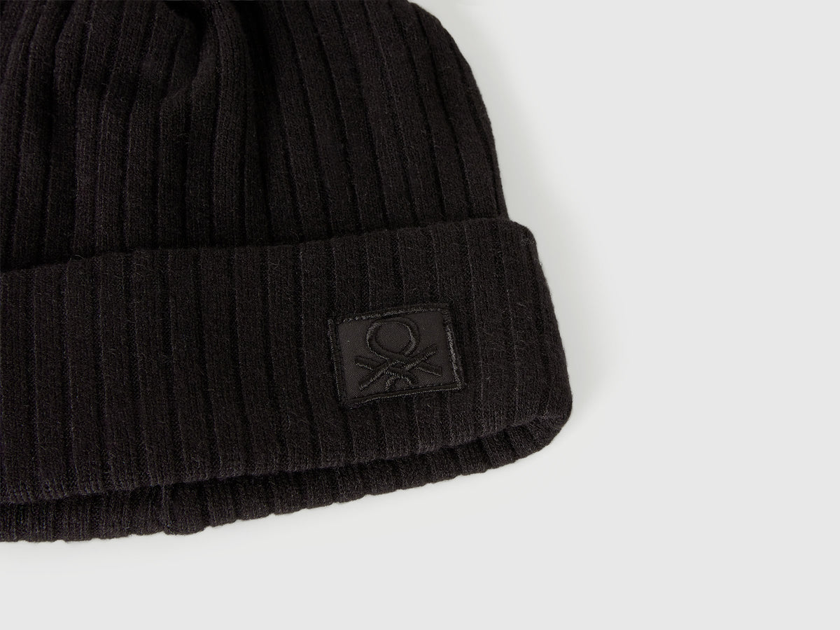 Cappello in misto viscosa stretch