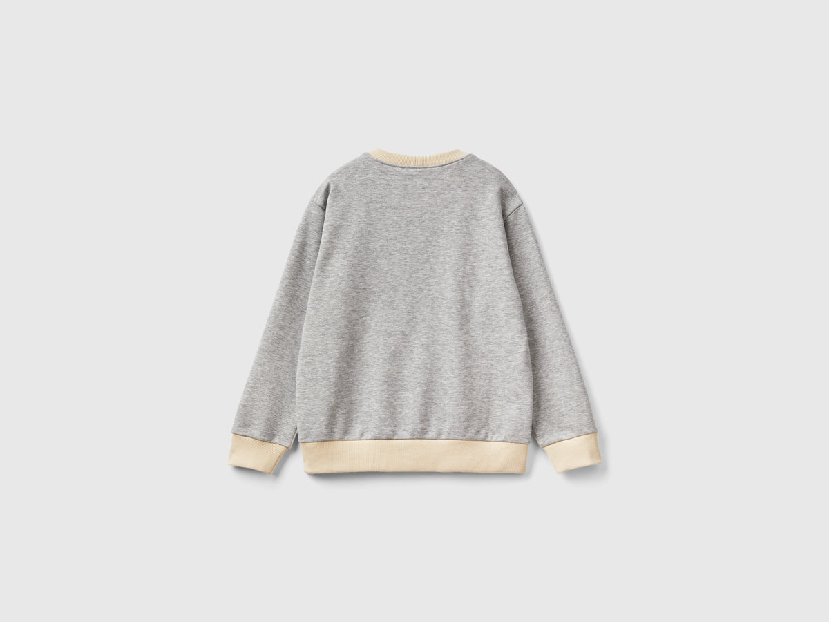 Felpa color block con stampa