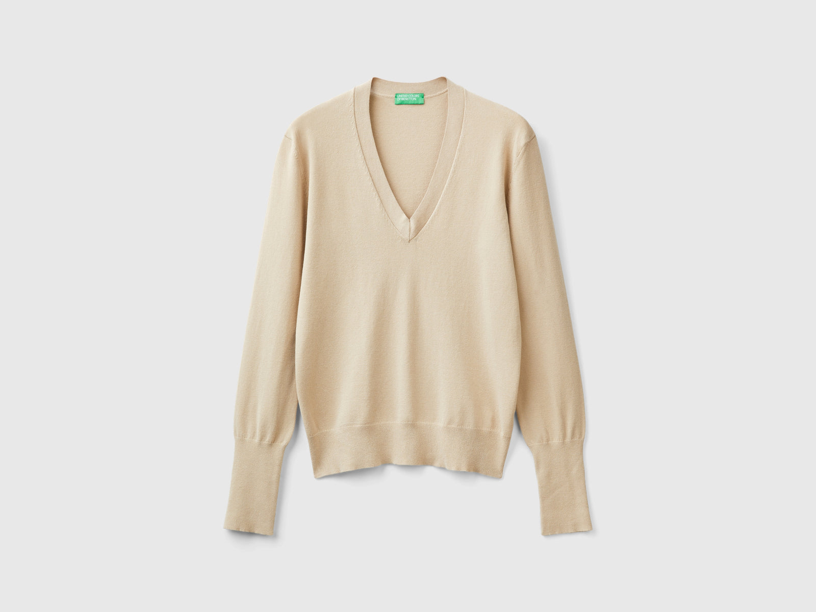 Maglia con scollo a V in misto viscosa da donna beige | Benetton Outlet