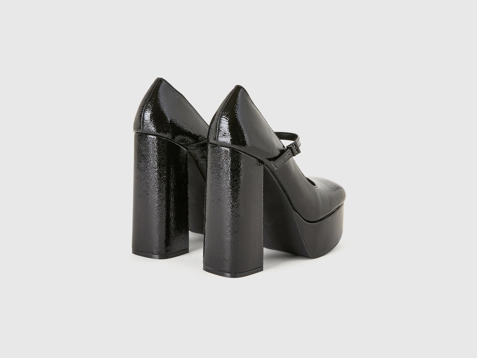 Décolleté lucide con tacco e cinturino da donna nero 2 | Benetton Outlet