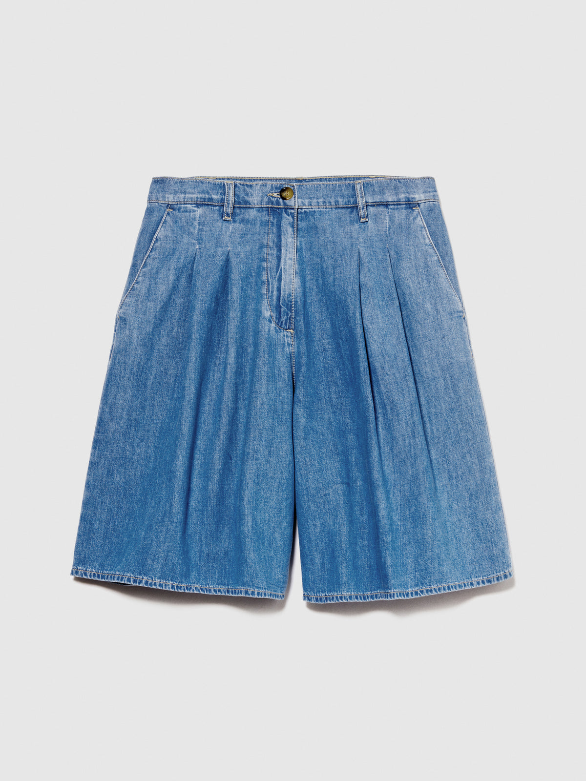Bermuda in chambray