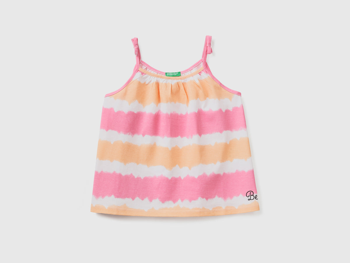 Top smanicato in puro cotone con stampa effetto tye-dye