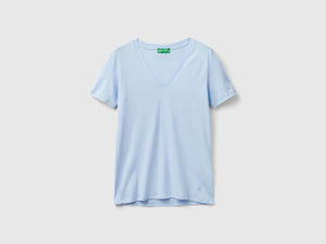 T-shirt in puro cotone con scollo a V