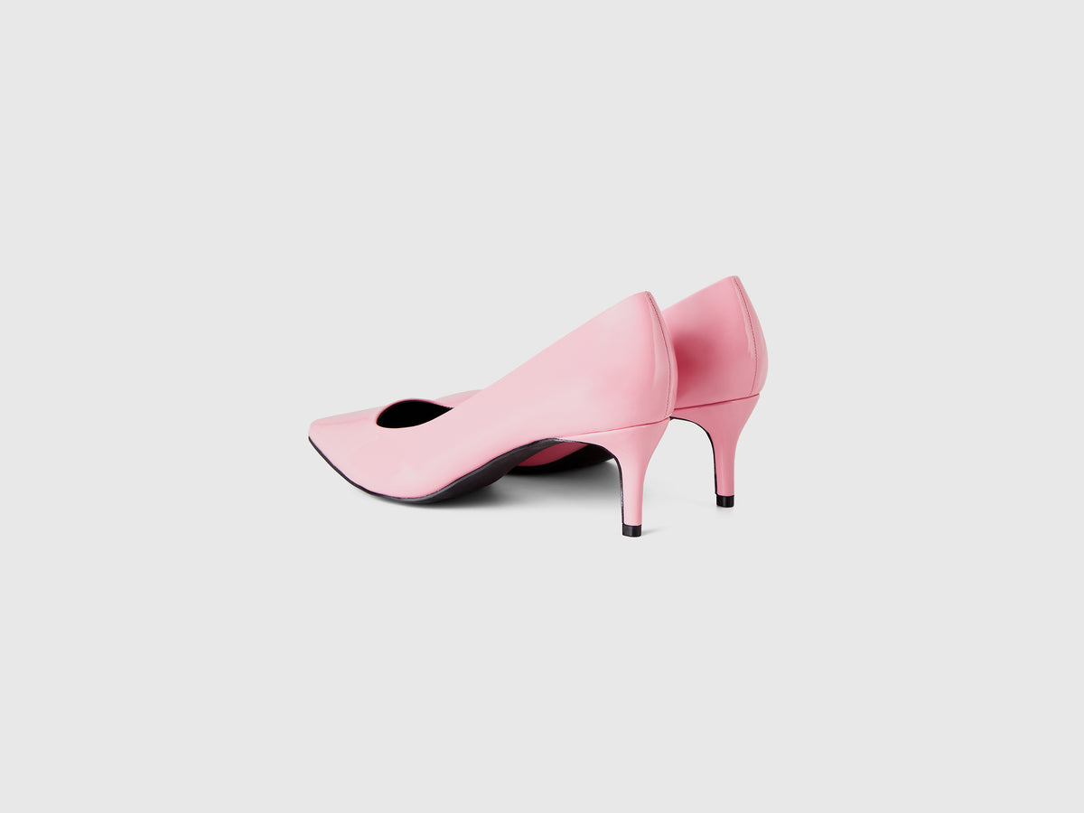 Decolleté rosa con tacco in vernice