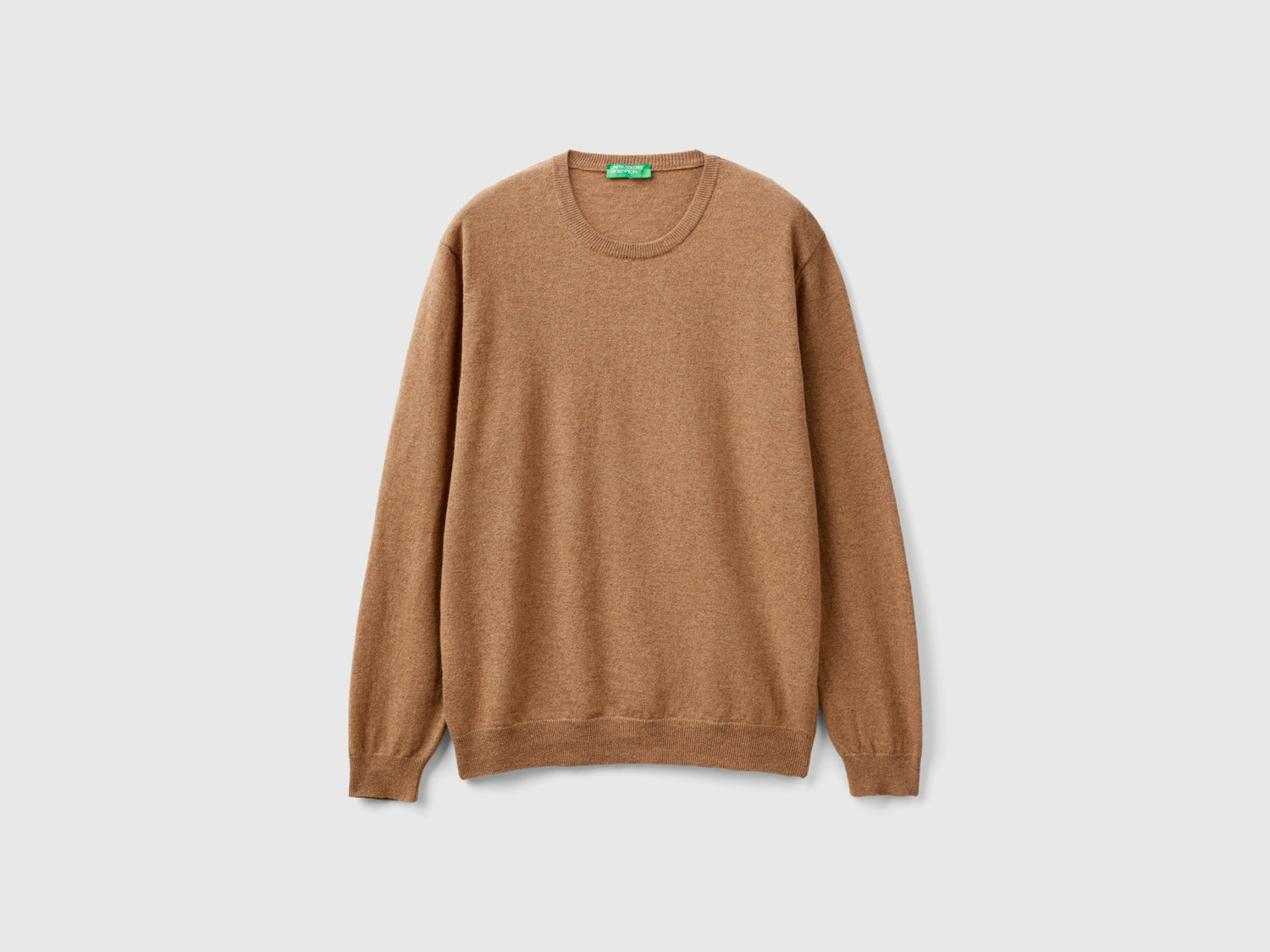 Maglia girocollo mélange in pura lana Merino da uomo marrone | Benetton Outlet