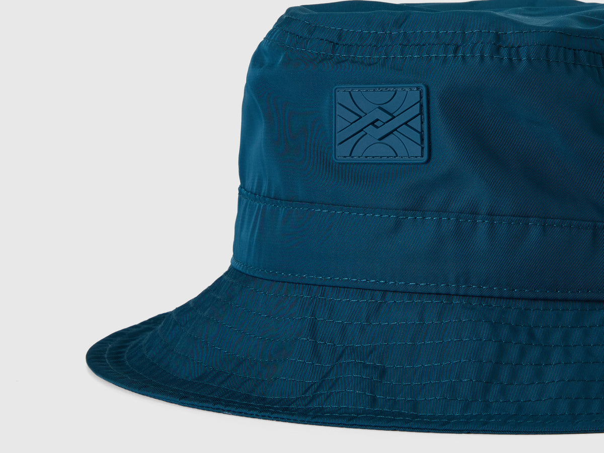 Cappello alla pescatora con coulisse