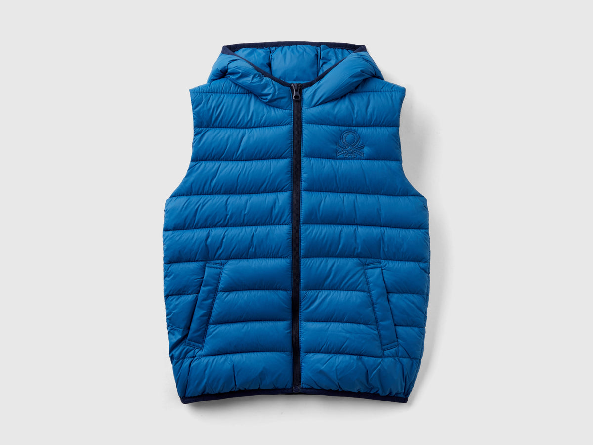 Gilet imbottito con cappuccio