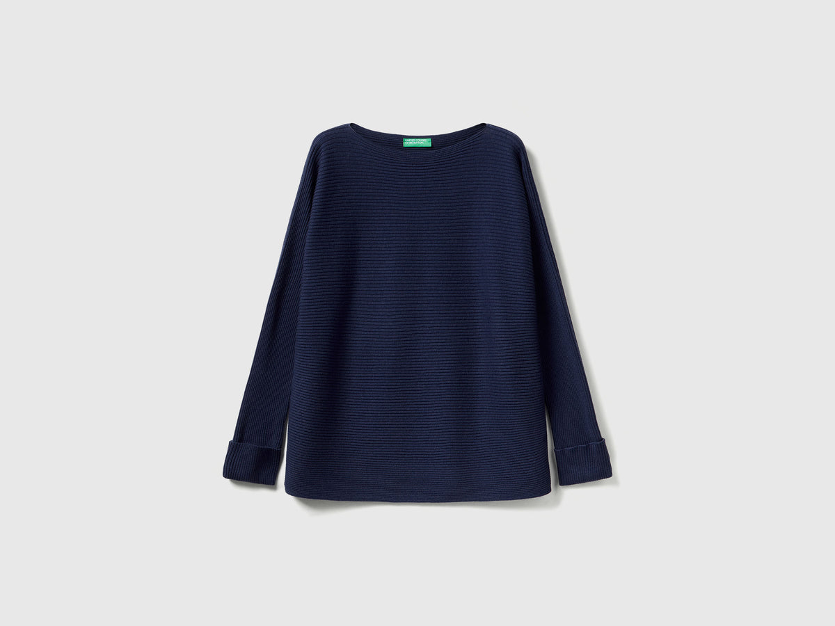 Maglia con scollo a barchetta