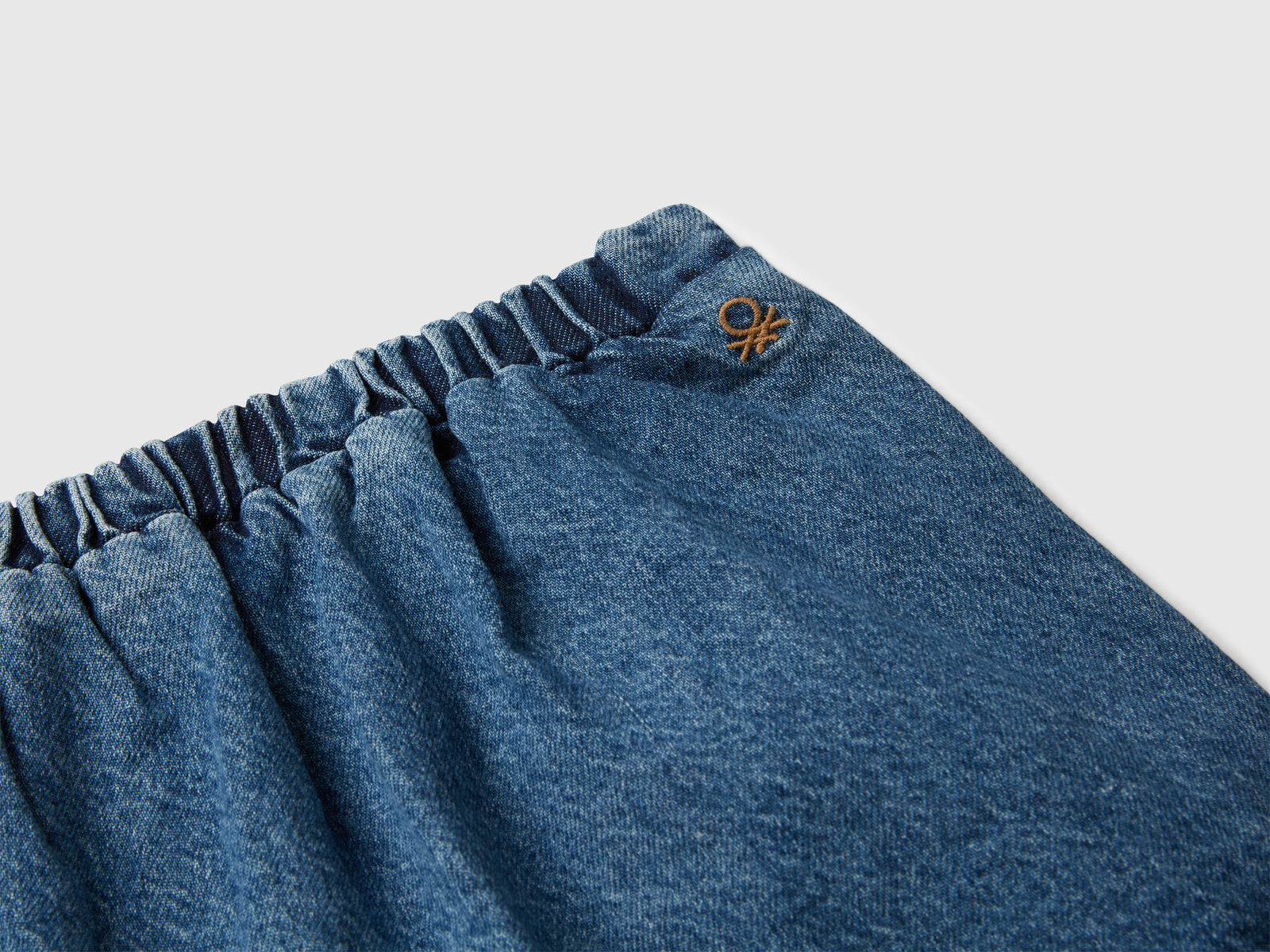 Gonna di jeans con pieghe da bimba blu 4 | Benetton Outlet
