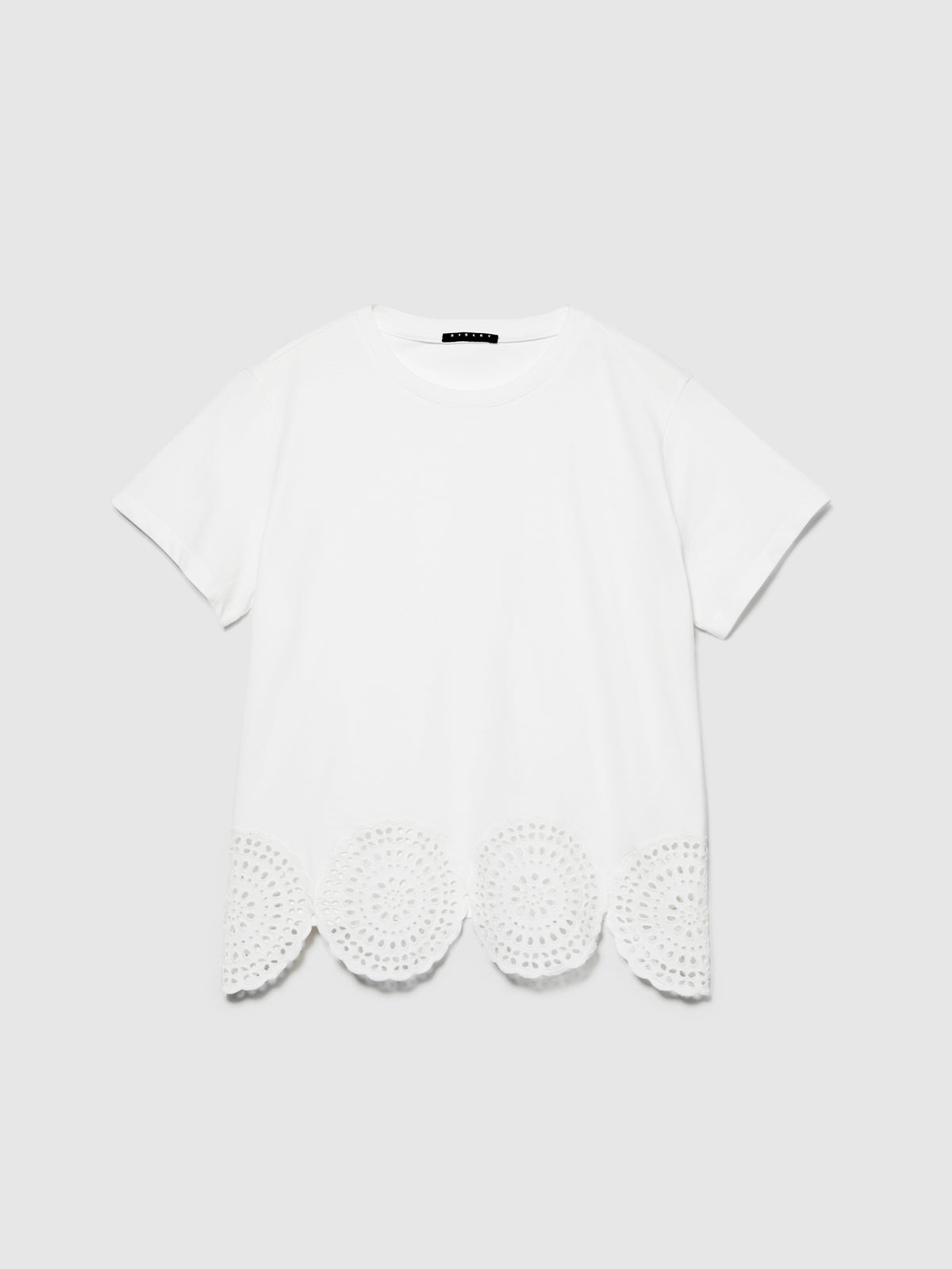 T-shirt con pizzo sangallo