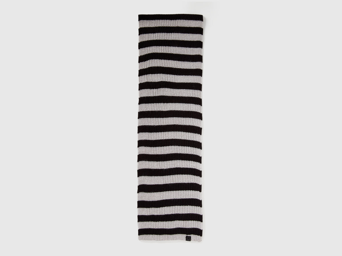 Sciarpa in maglia a righe