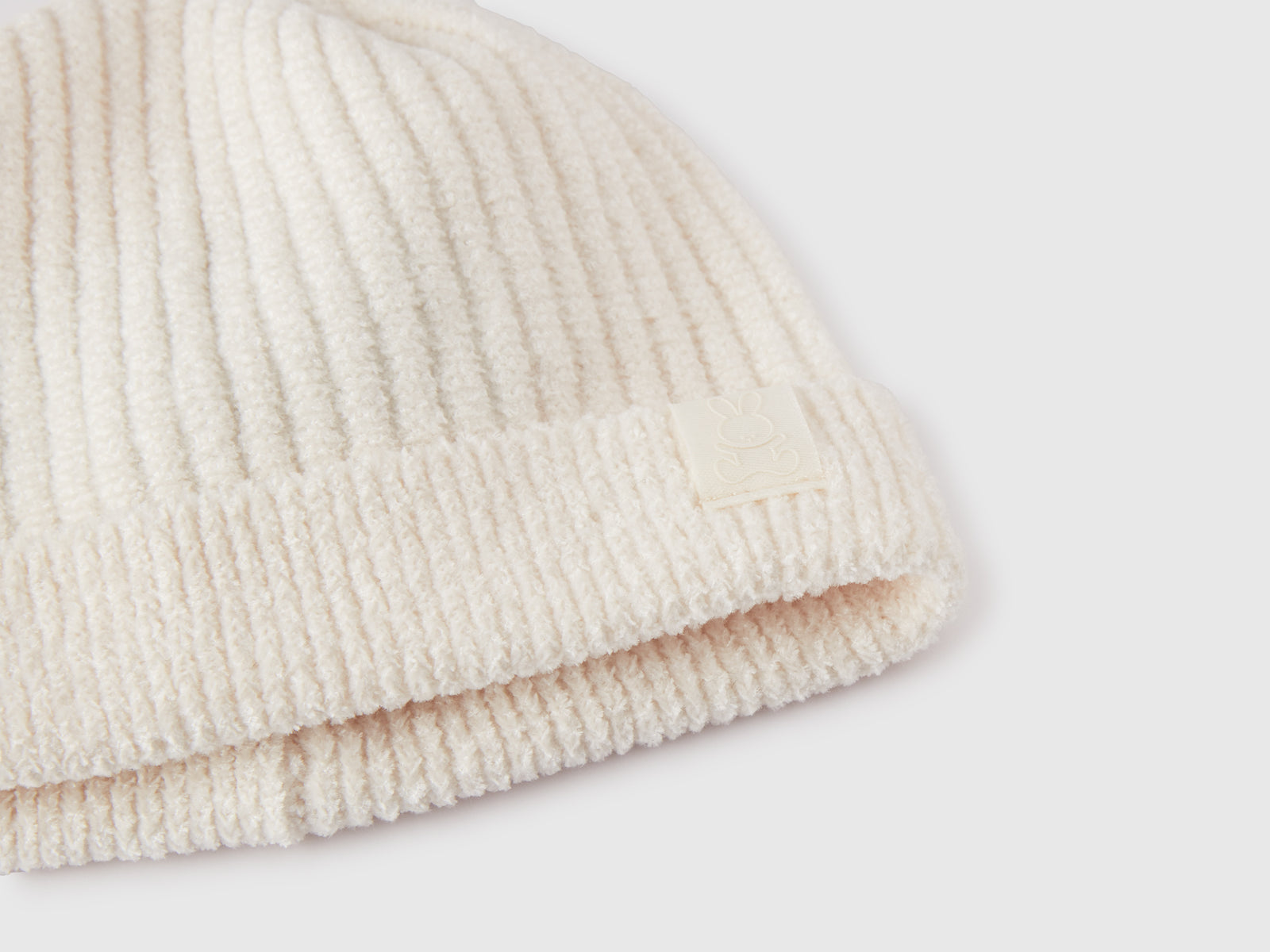 Berretto in ciniglia da neonato bianco panna 3 | Benetton Outlet