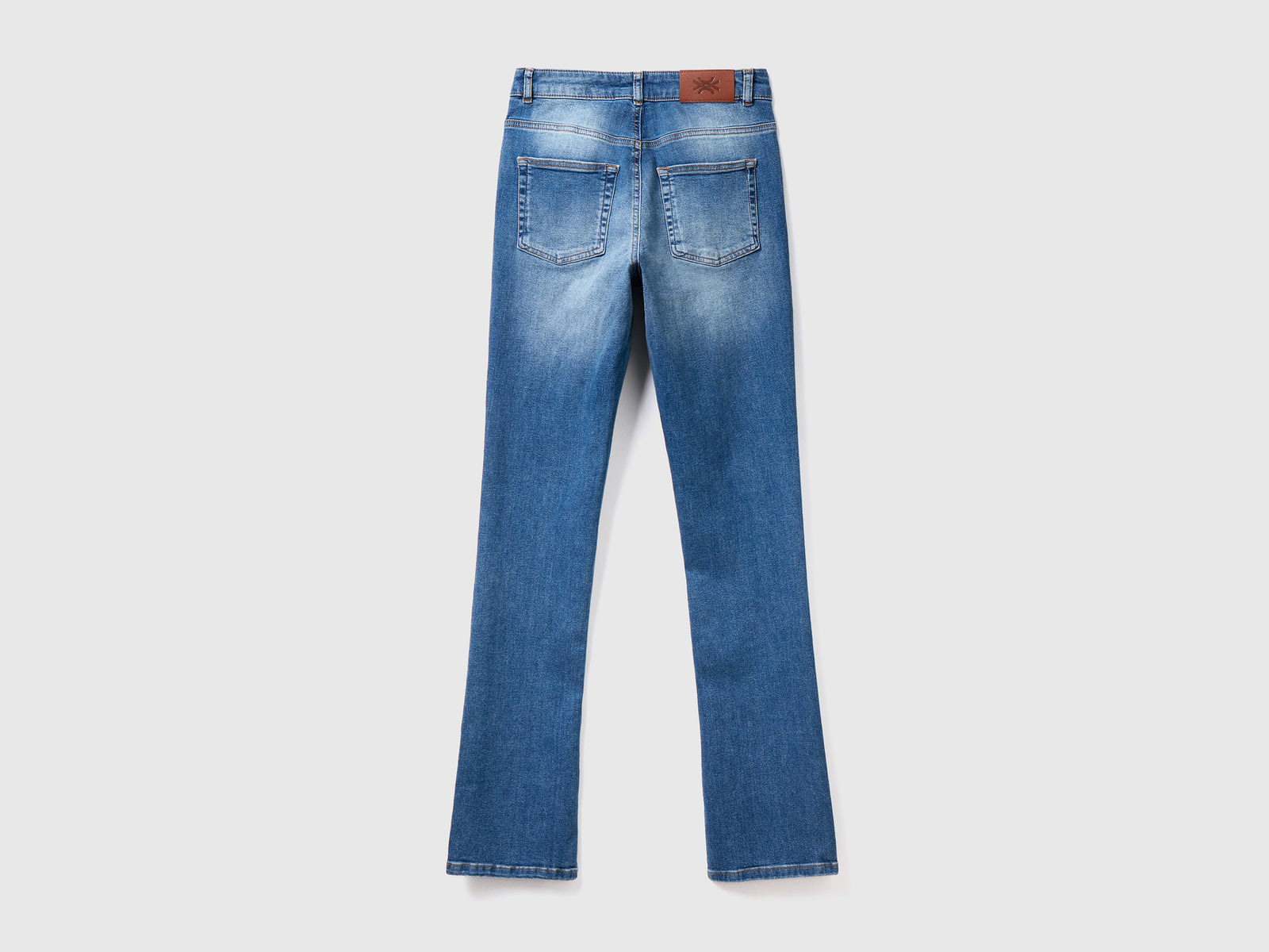 Jeans bootcut cinque tasche da donna blu 2 | Benetton Outlet