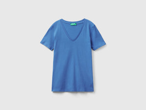 T-shirt in puro cotone con scollo a V
